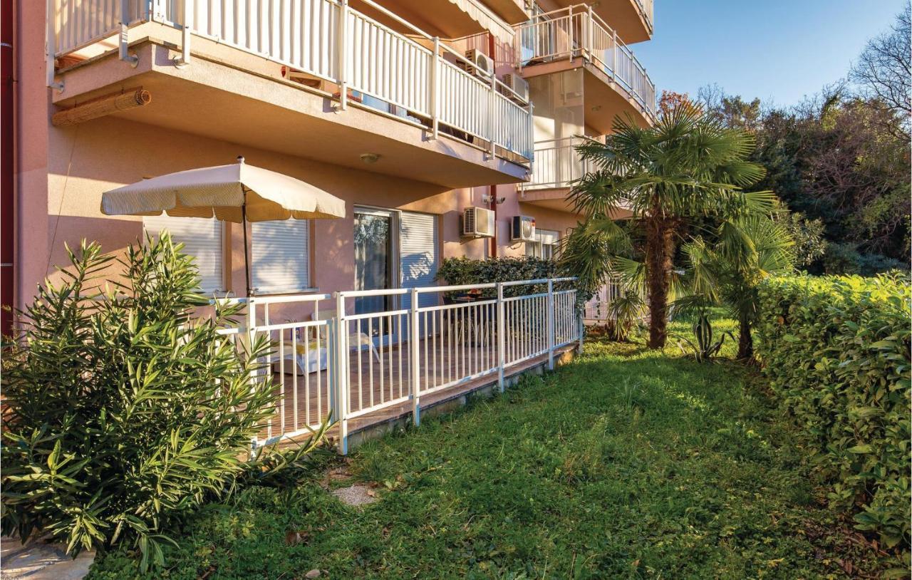 1 Bedroom Amazing Apartment In Rijeka Extérieur photo