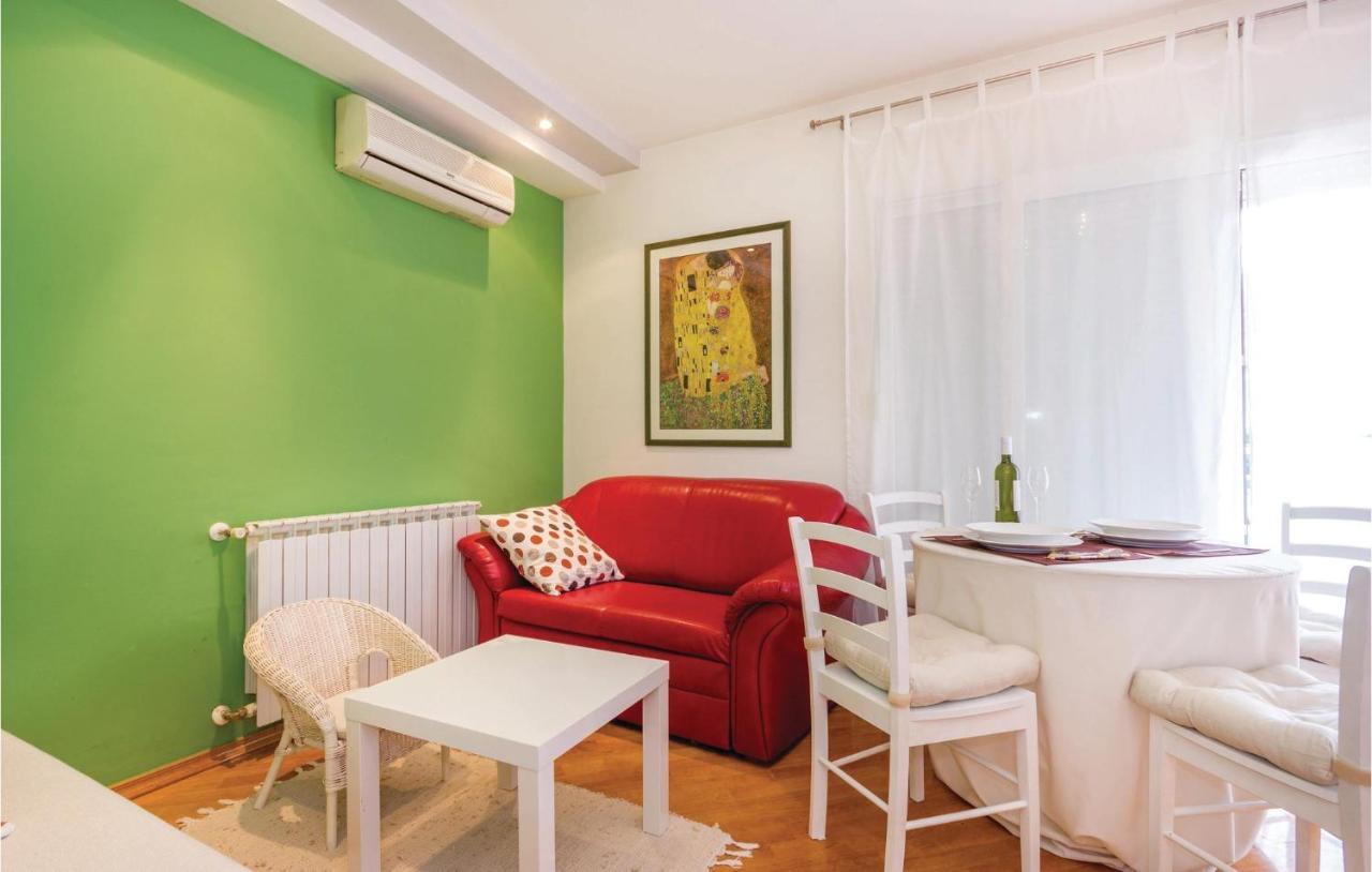 1 Bedroom Amazing Apartment In Rijeka Extérieur photo